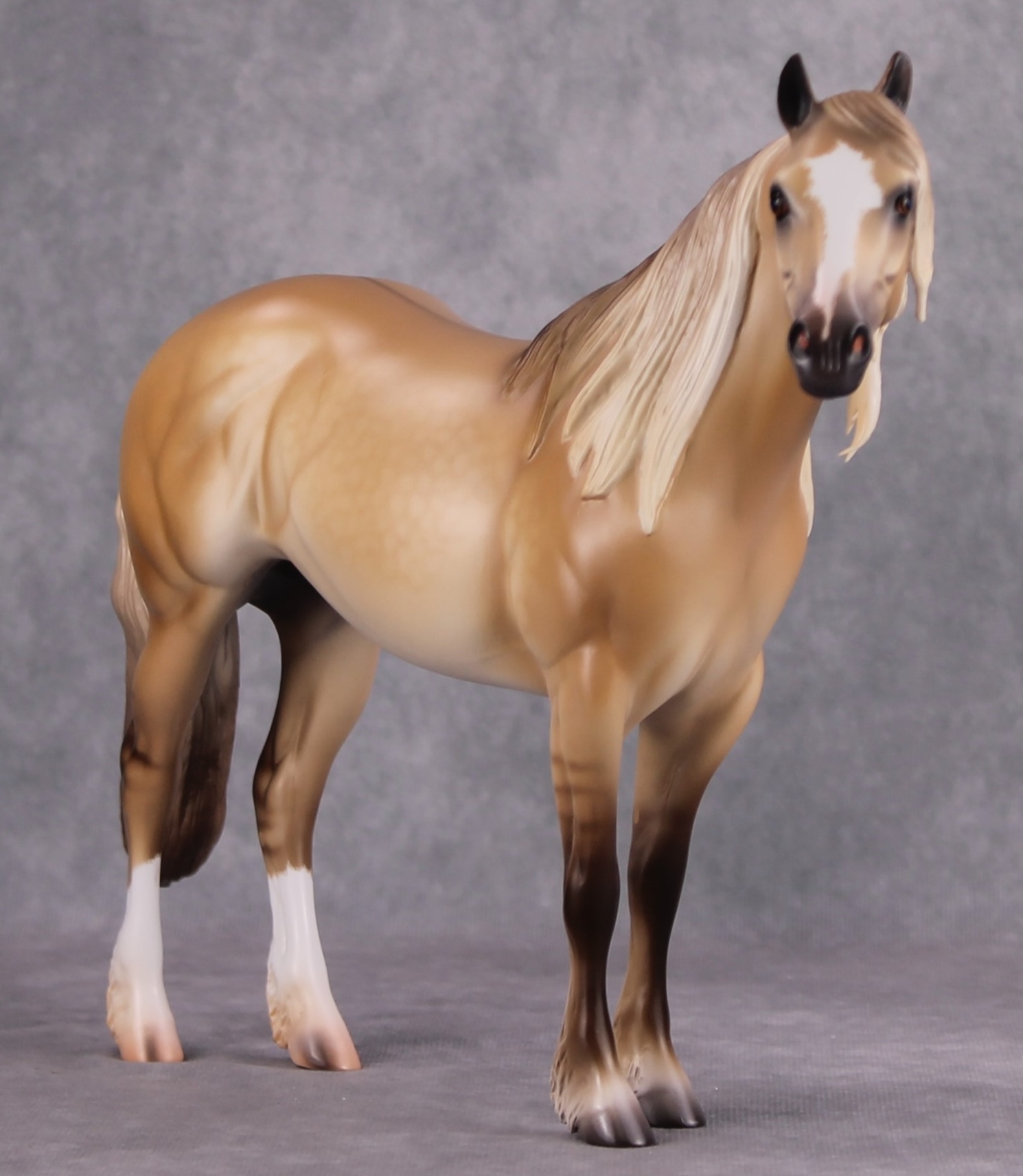 Brindisi StoneHorseRef